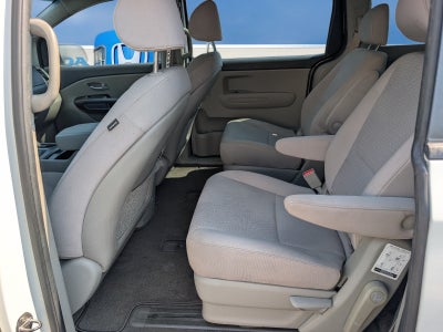 2016 Kia Sedona L