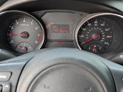 2016 Kia Sedona L
