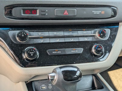2016 Kia Sedona L