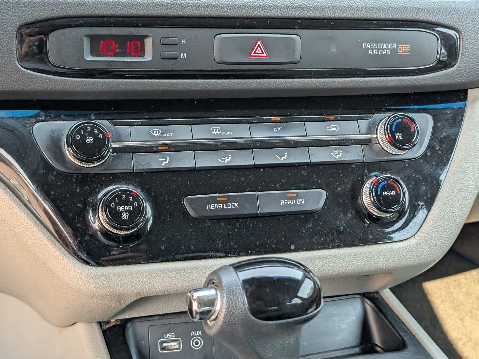 2016 Kia Sedona L
