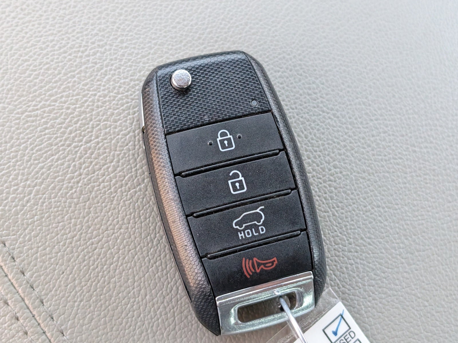 2016 Kia Sedona L