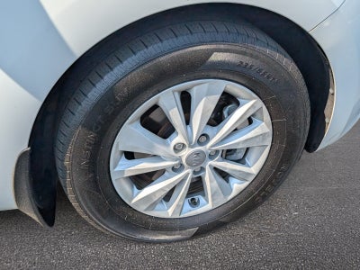 2016 Kia Sedona L