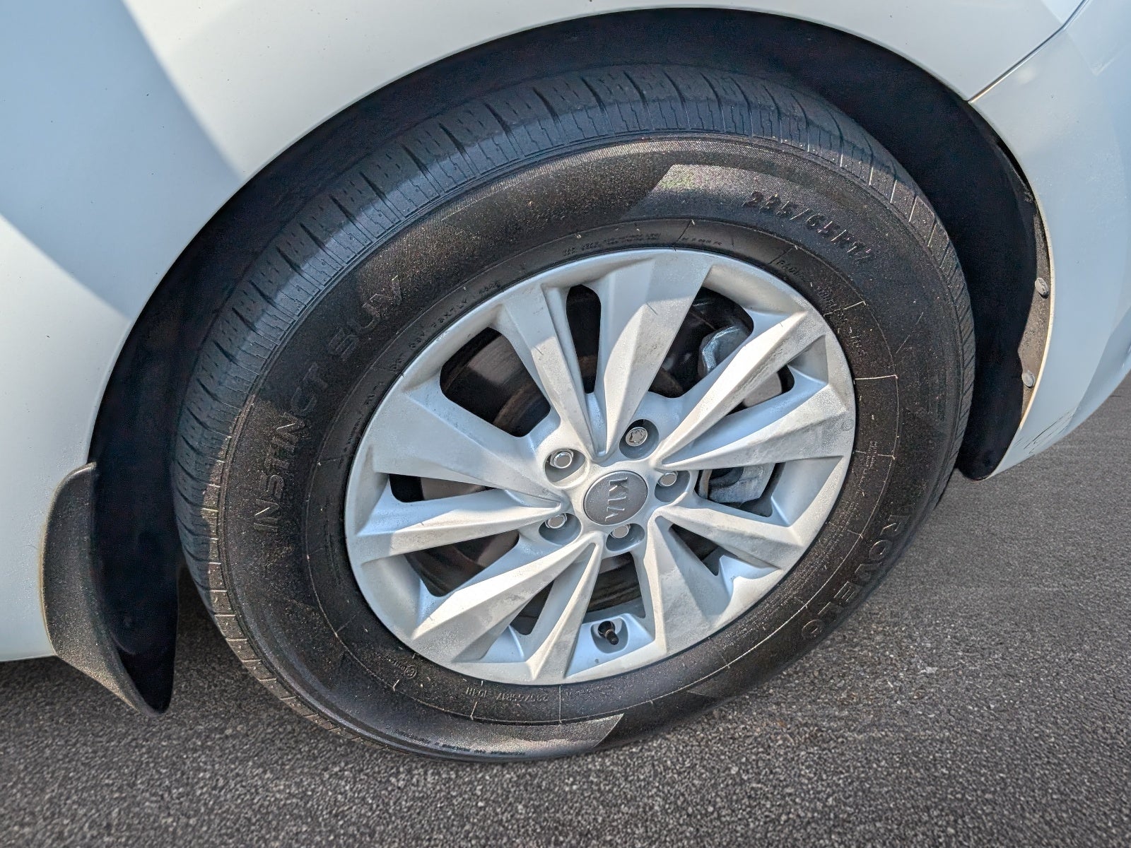 2016 Kia Sedona L