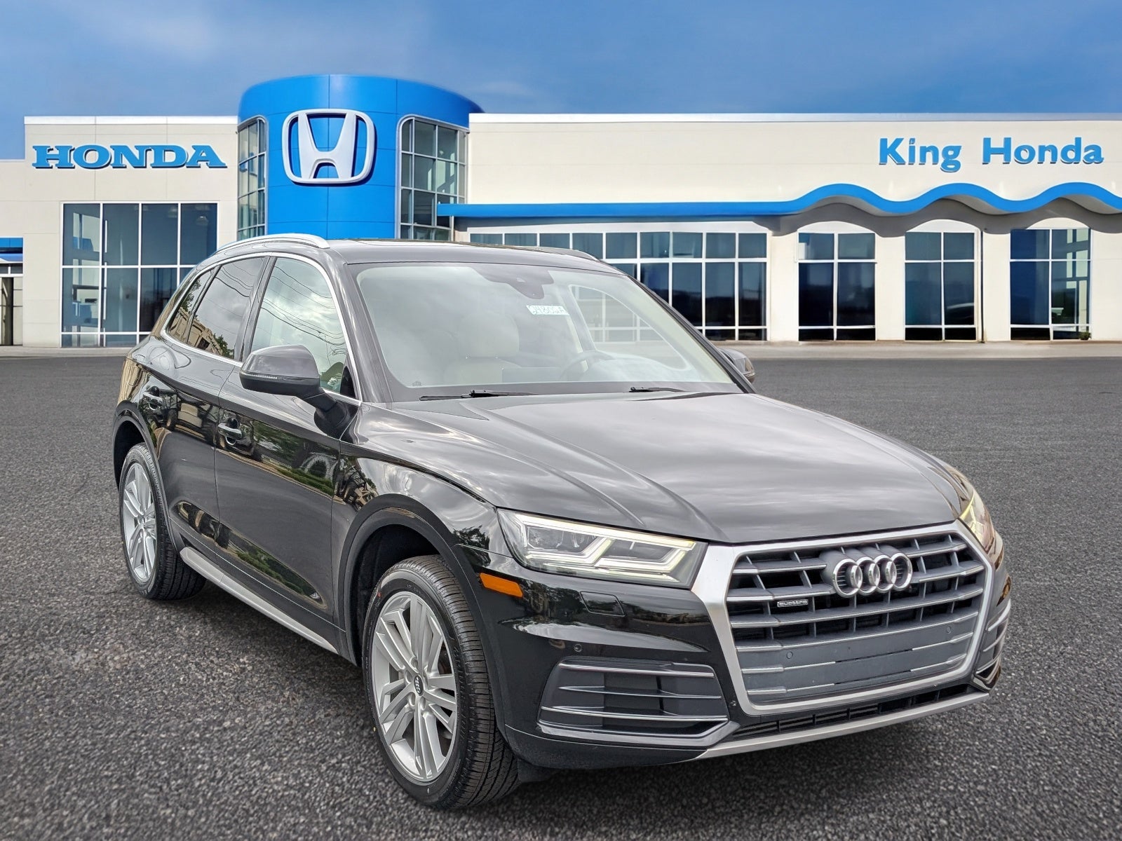 2018 Audi Q5 Premium Plus