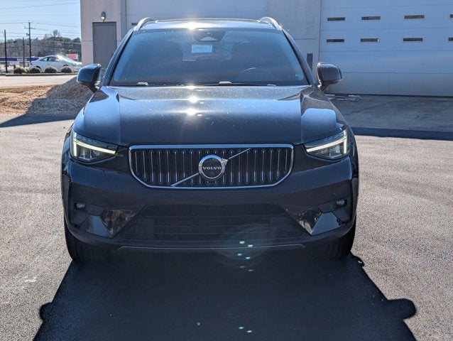 2023 Volvo XC40 Plus Bright Theme