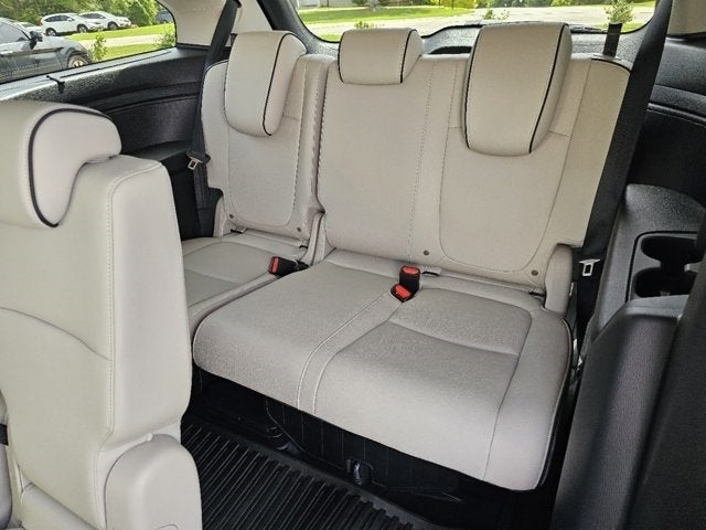 2025 Honda Odyssey interior