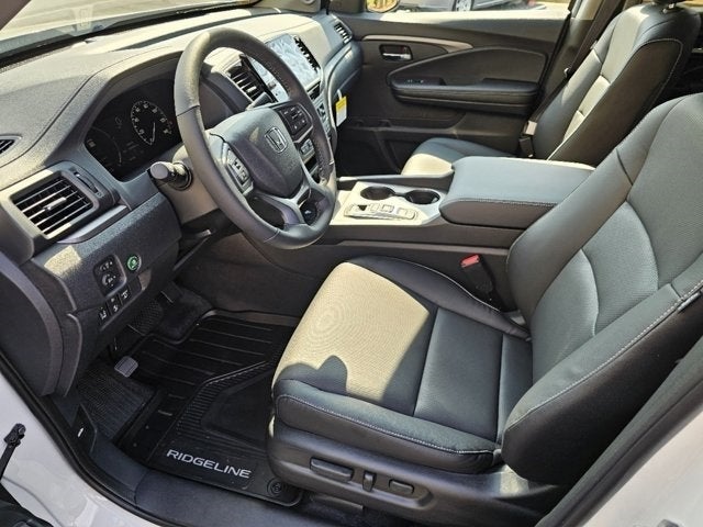 2025 Honda Ridgeline interior